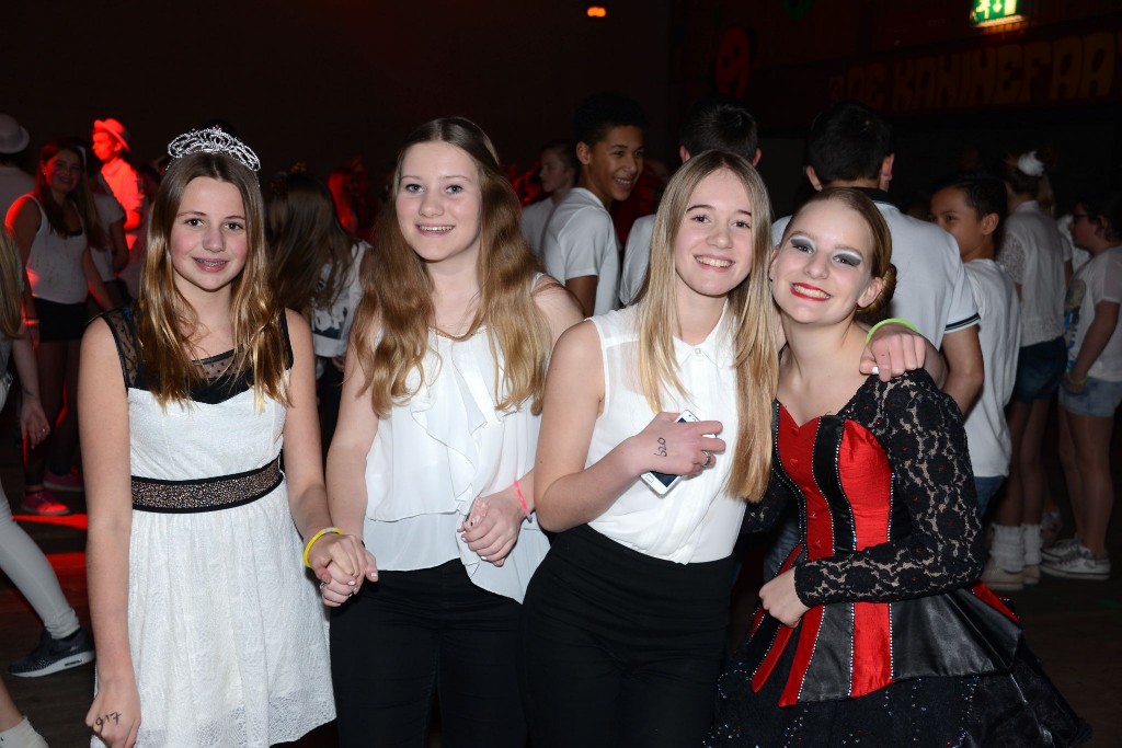 ../Images/Jeugddisco White Edition 111.jpg